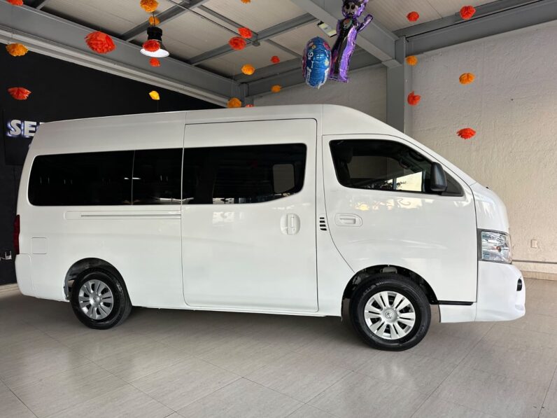 NISSAN URVAN 2020