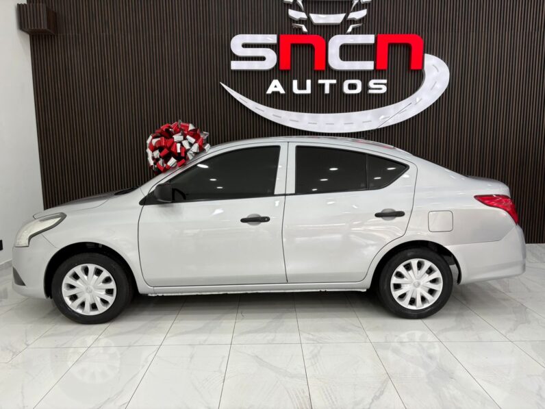 NISSAN VERSA V-DRIVE 2020