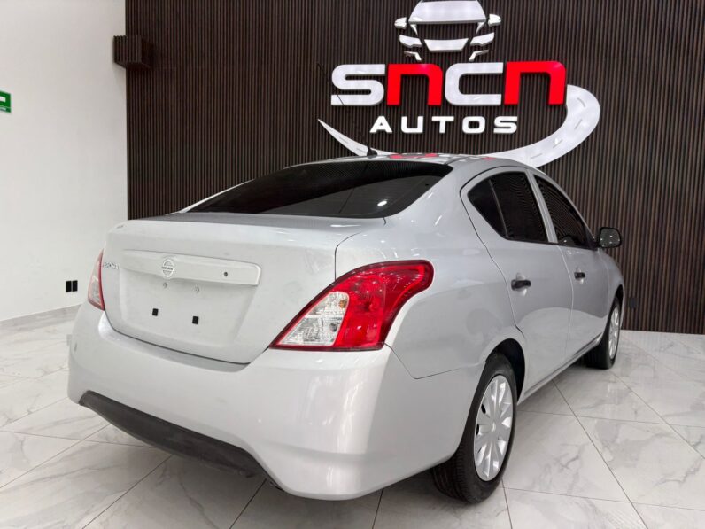 NISSAN VERSA V-DRIVE 2020