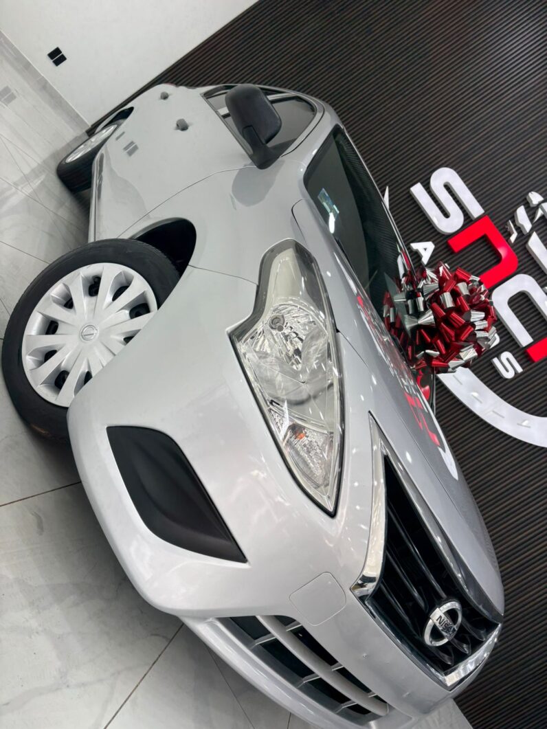 NISSAN VERSA V-DRIVE 2020