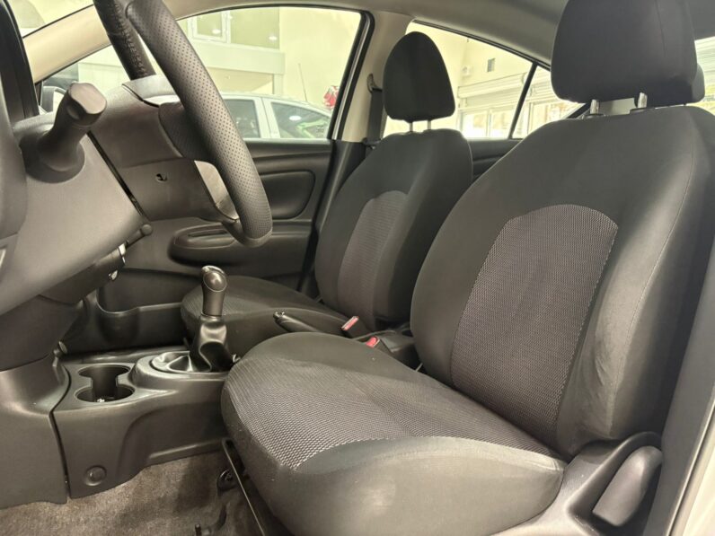 NISSAN VERSA V-DRIVE 2020