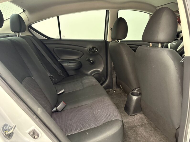 NISSAN VERSA V-DRIVE 2020