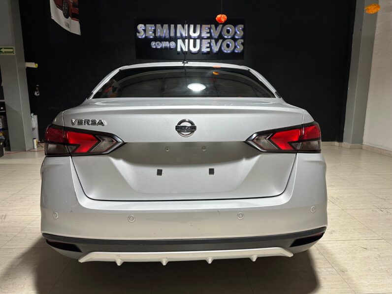 NISSAN VERSA 2020