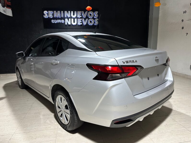 NISSAN VERSA 2020