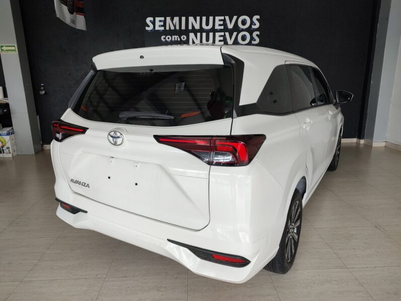 TOYOTA AVANZA 2024