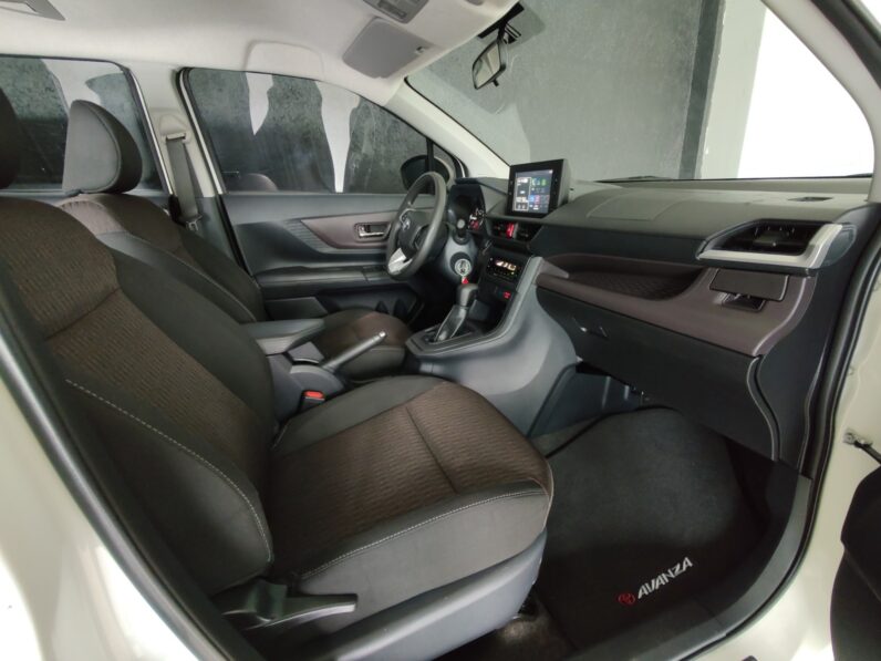 TOYOTA AVANZA 2024