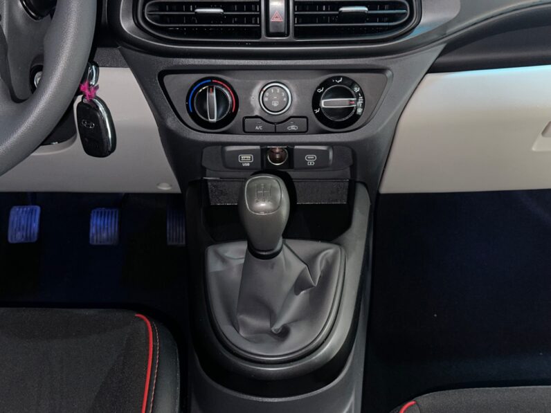 HYUNDAI GRAND i10 2025