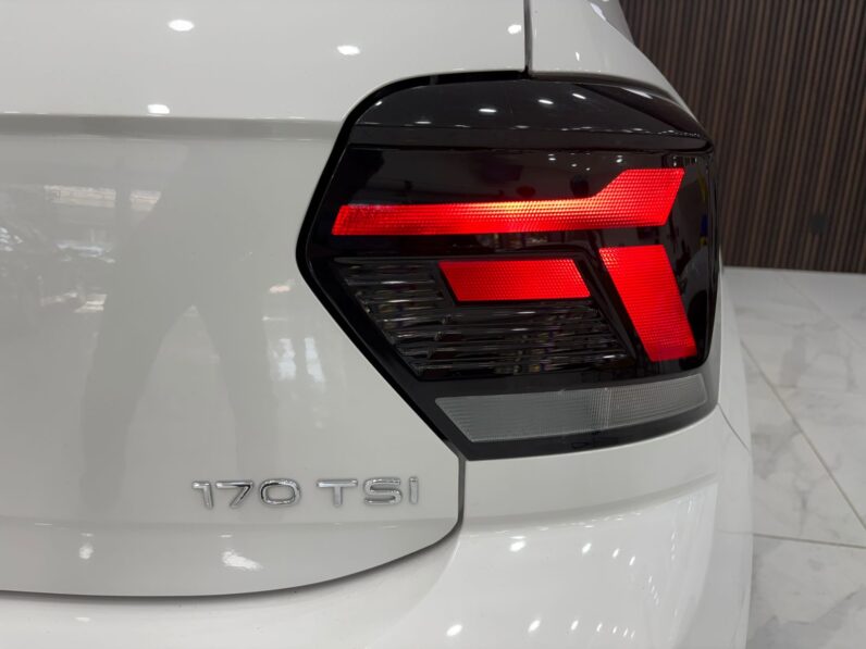 VOLKSWAGEN POLO 2024