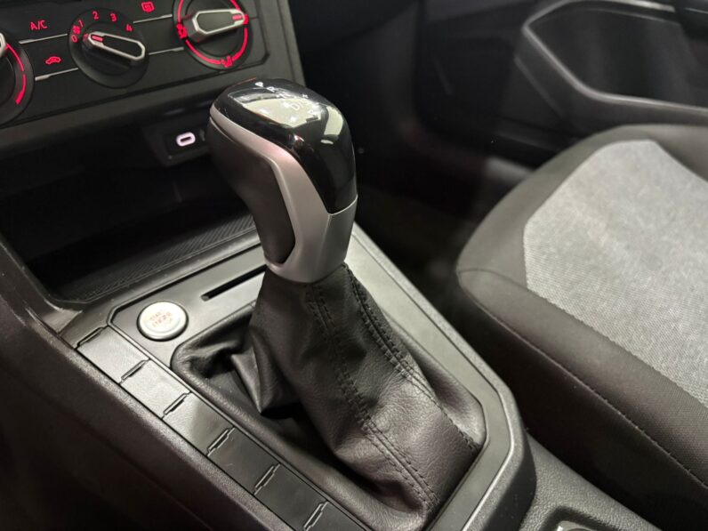 VOLKSWAGEN POLO 2024