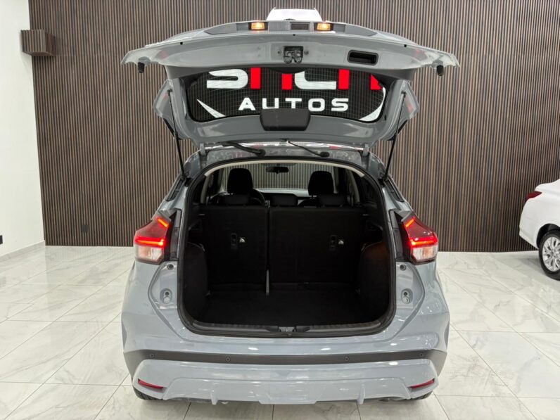 NISSAN KICKS 2023