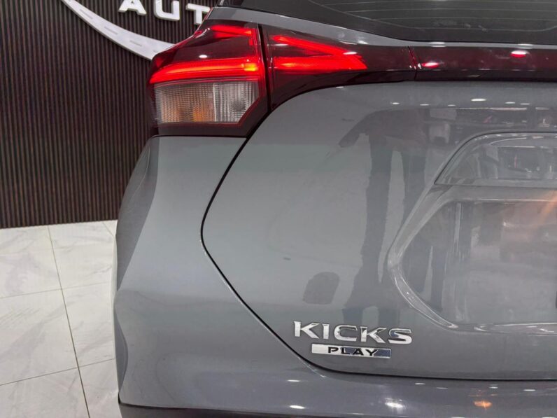 NISSAN KICKS 2023