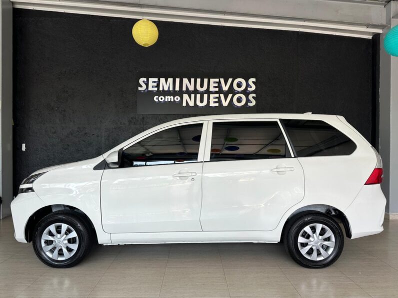 TOYOTA AVANZA