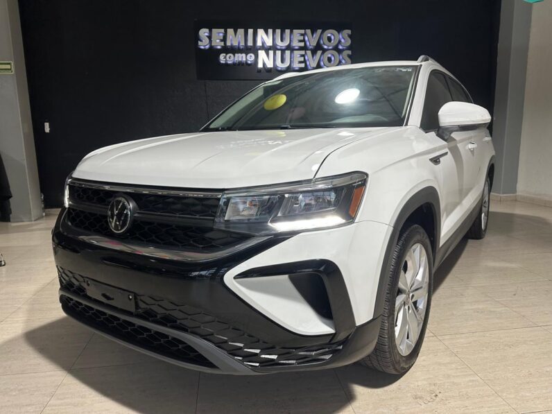 VOLKSWAGEN TAOS 2024