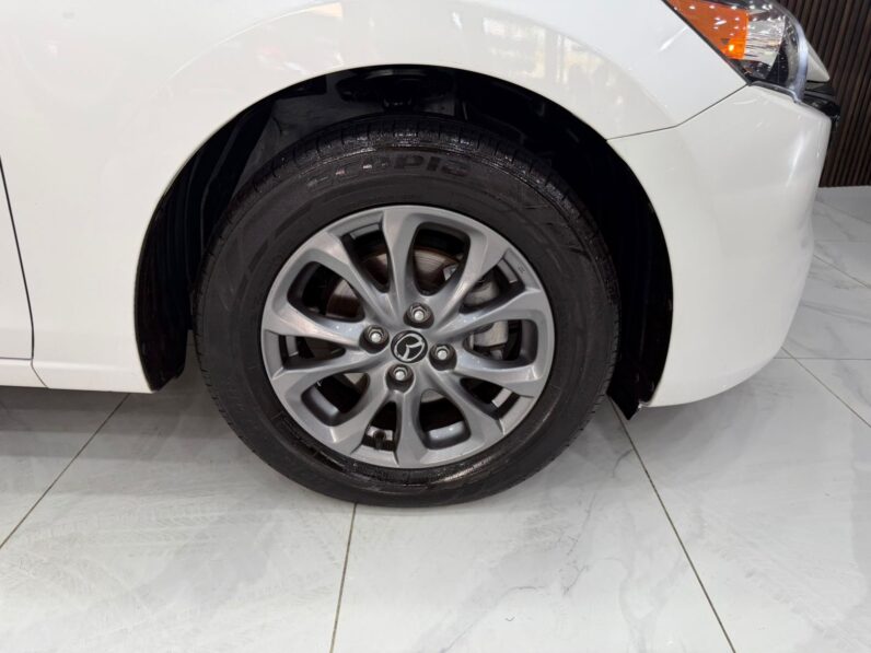 MAZDA 2 2025