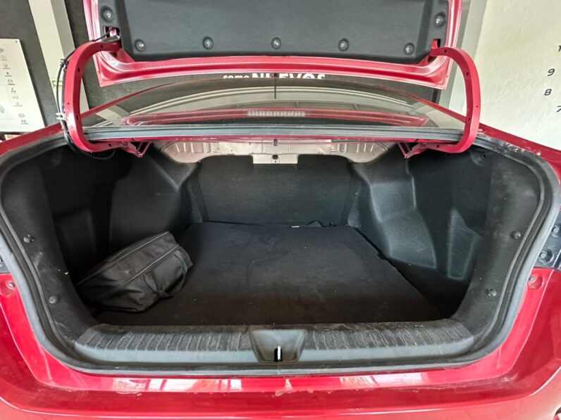 TOYOTA YARIS 2024