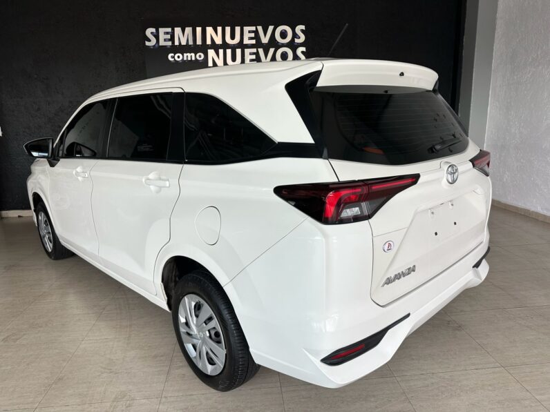 TOYOTA AVANZA 2024