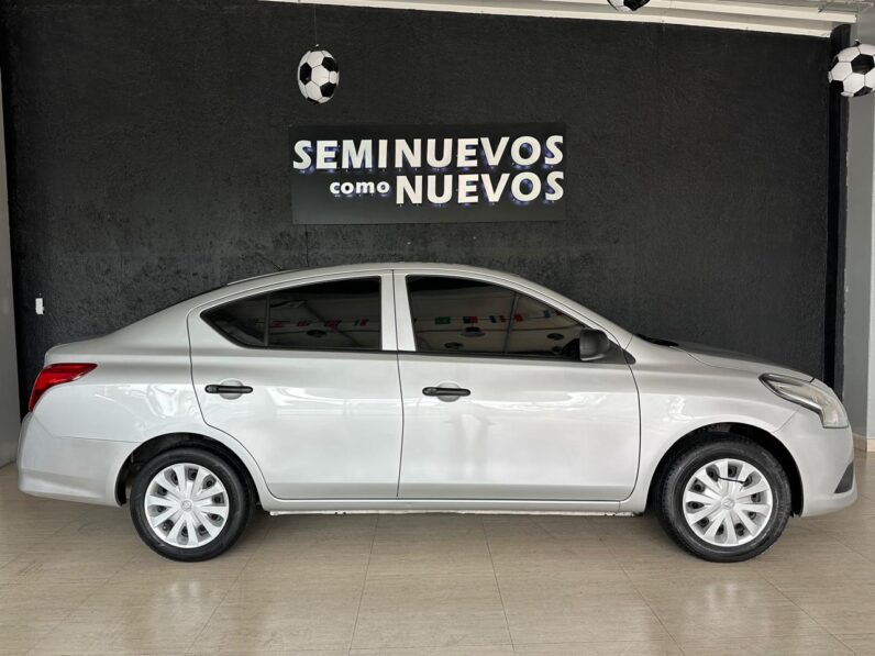 NISSAN VERSA V-DRIVE 2020
