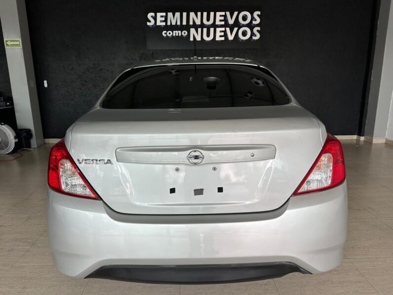 NISSAN VERSA V-DRIVE 2020
