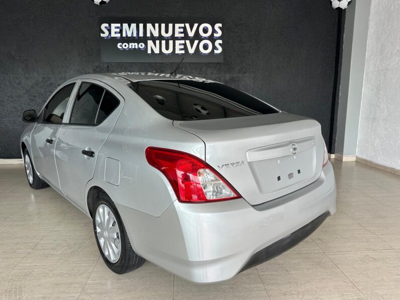 NISSAN VERSA V-DRIVE 2020