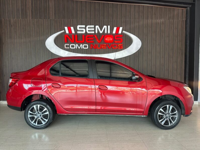 RENAULT LOGAN 2024