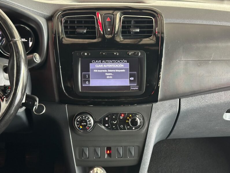 RENAULT LOGAN 2024