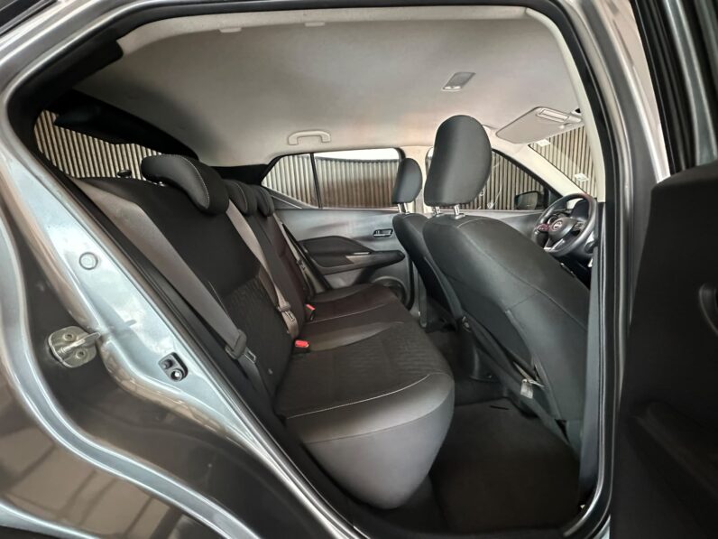 NISSAN KICKS ADVANCE 2024