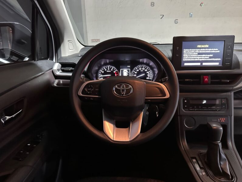 TOYOTA AVANZA 2022