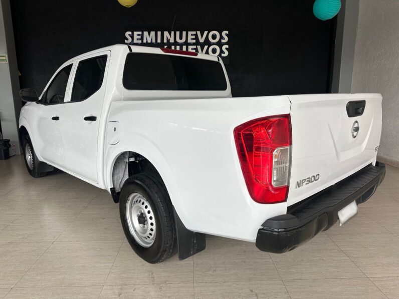 NISSAN NP 300 2020