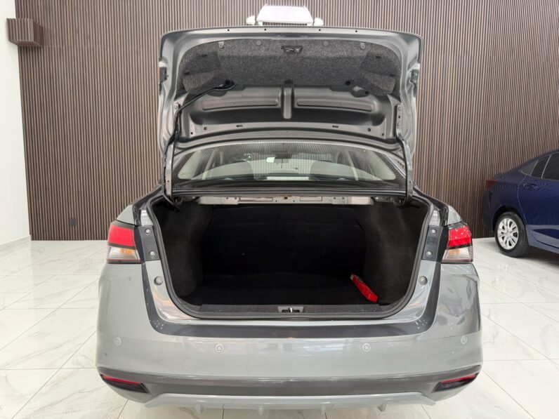 NISSAN VERSA 2025