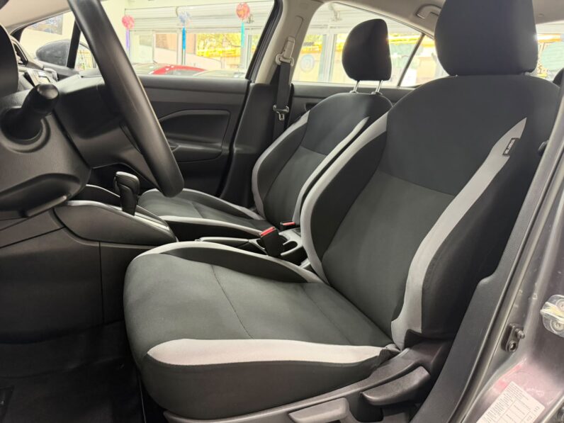 NISSAN VERSA 2025