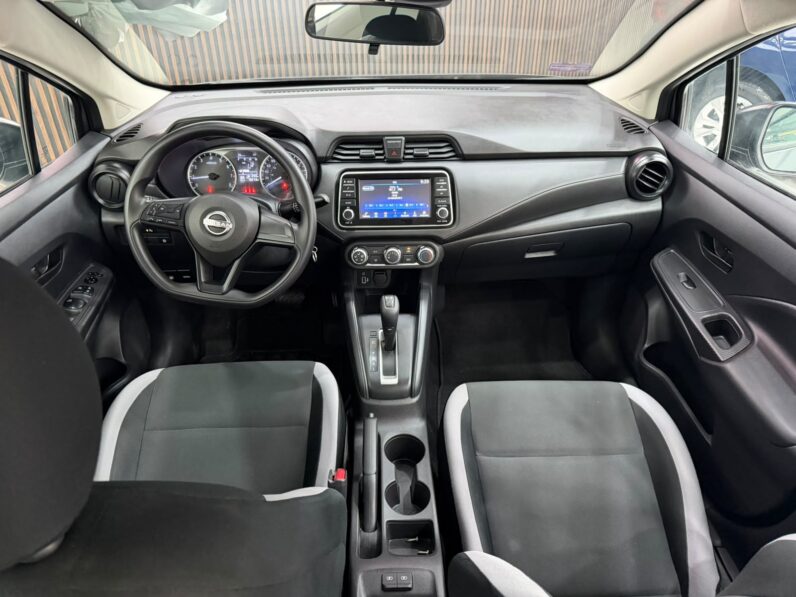 NISSAN VERSA 2025