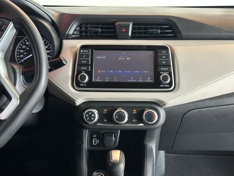 NISSAN VERSA 2021