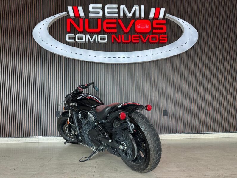 MOTO INDIAN SCOUT BOBBER 2023