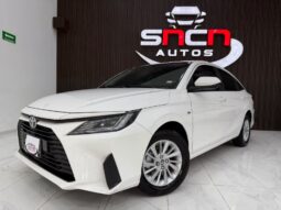 TOYOTA YARIS 2024