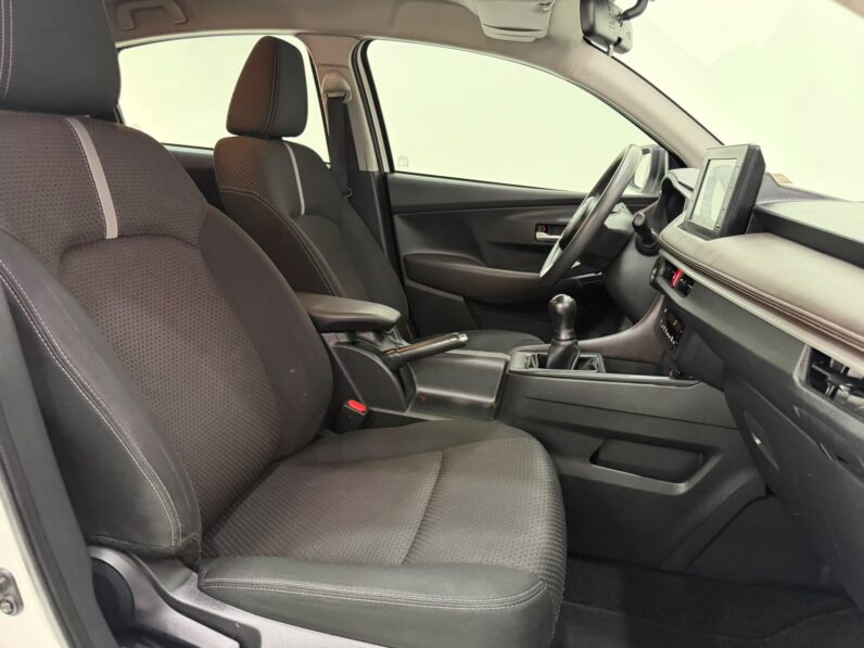 TOYOTA YARIS 2024
