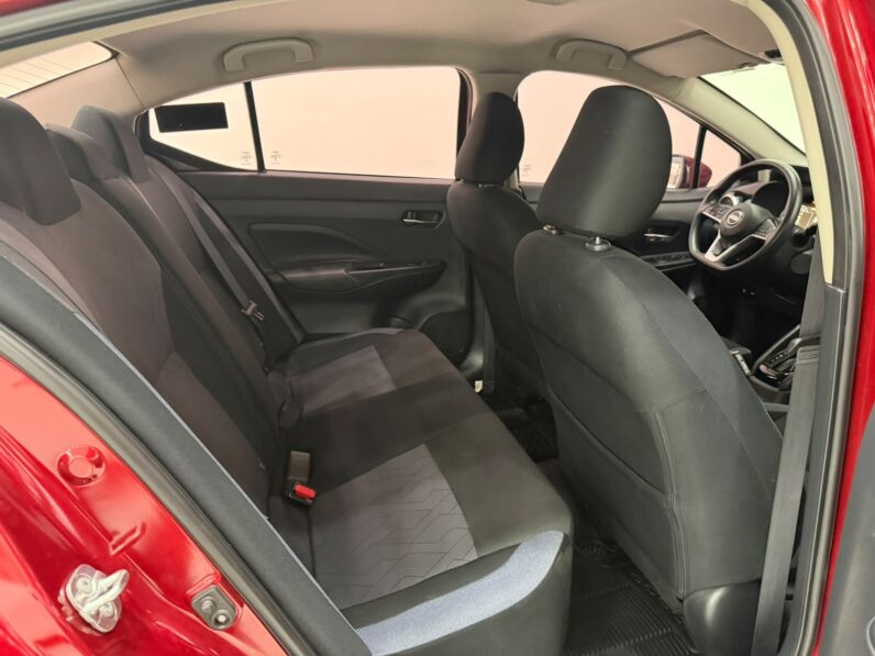 NISSAN VERSA 2024