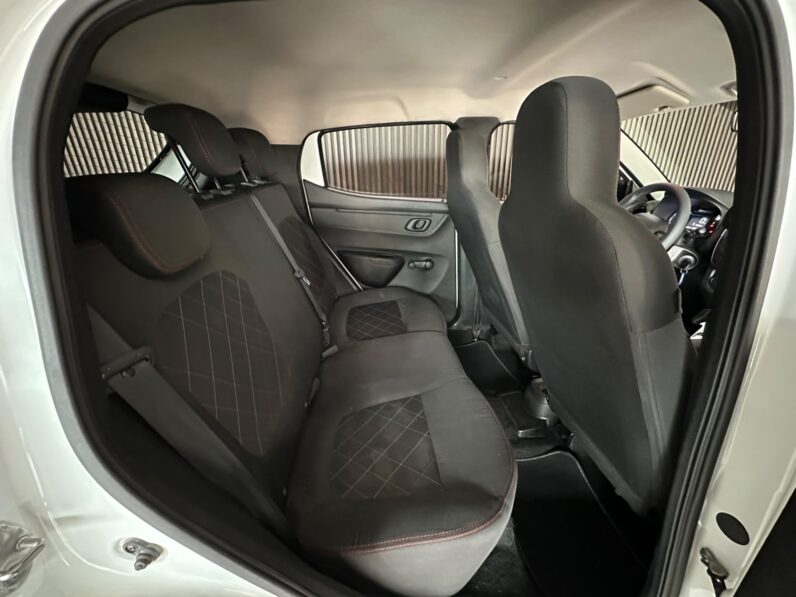 RENAULT KWID 2025