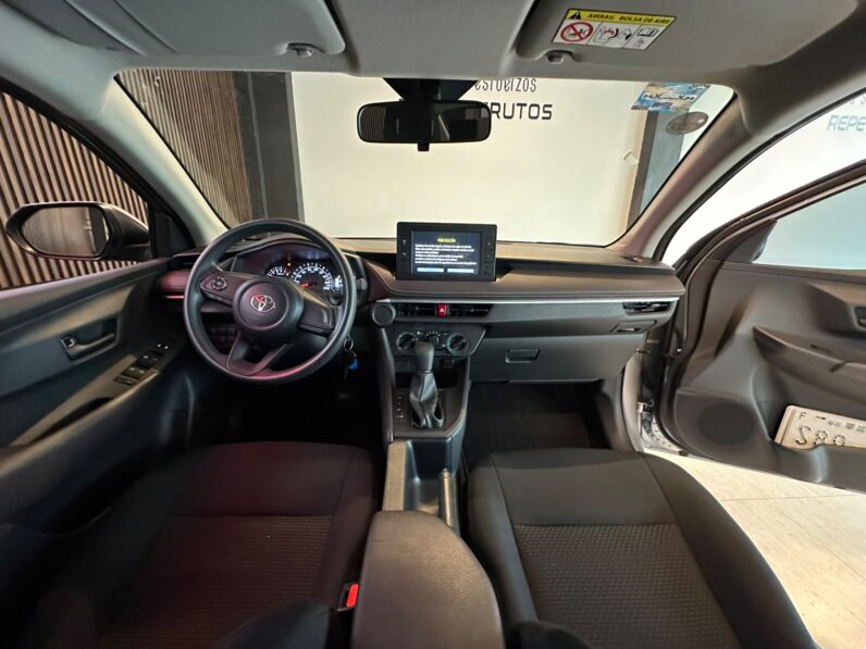 TOYOTA YARIS 2023