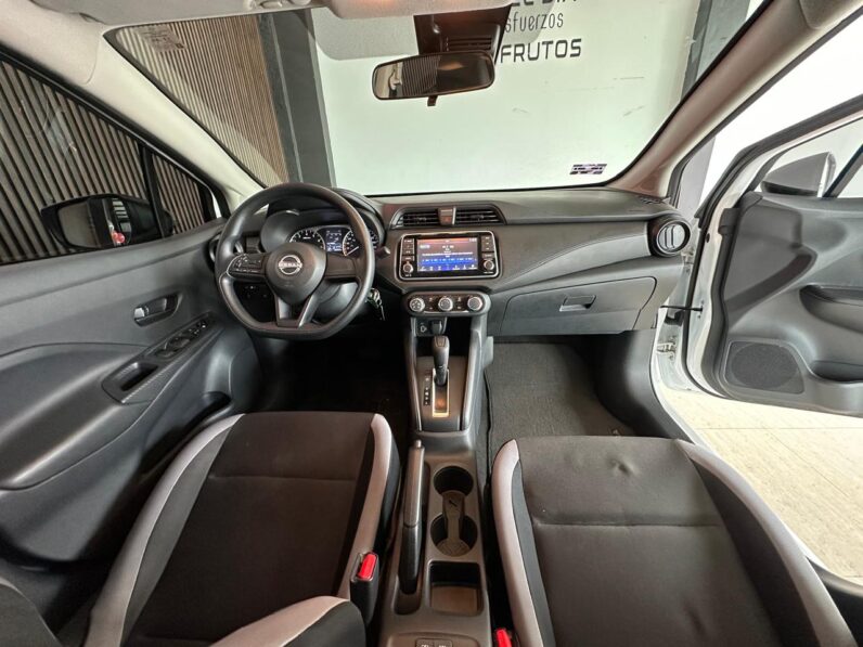 NISSAN VERSA 2024