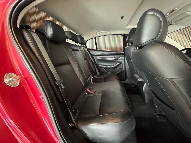 MAZDA 3 2024